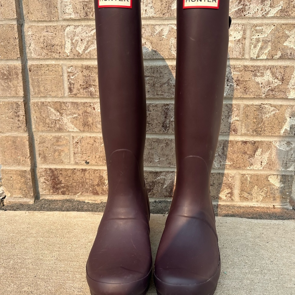 Tall plum hunter boots girls size 5